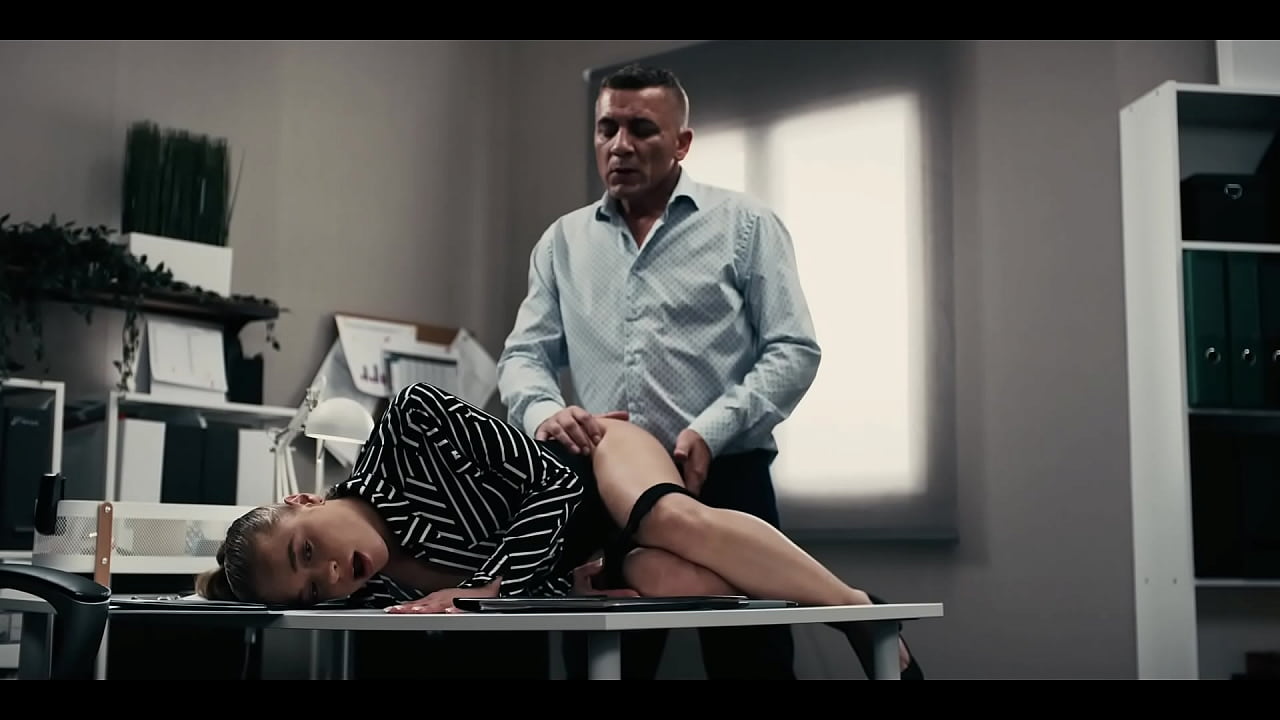 Blonde Candidate Frozen & Fucked – Time Stop Office Creampie